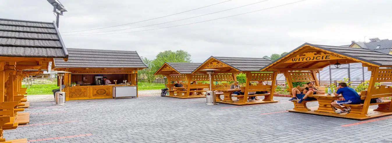 Hotel Białka Tatrzańska Tatry Oddych v horách Poľsko - fotka zóny drevených altánkov
